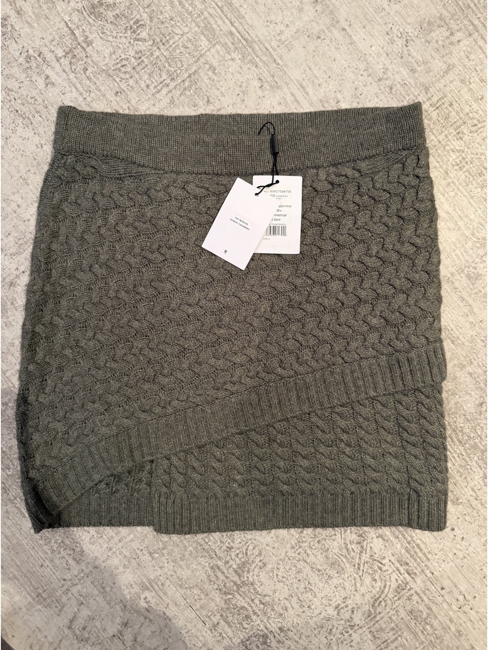 NWT Naadam wool/cashmere Green Cable Knit Asymmetrical Mini Skirt L